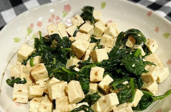 板豆腐菠菜營養