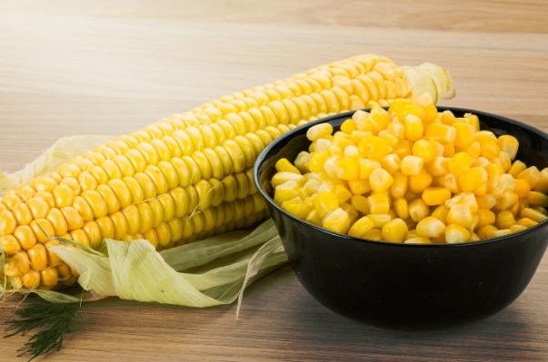 三高 吃玉米