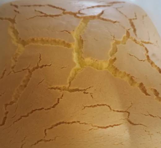 蛋糕開裂如何避免