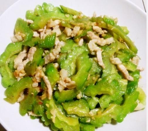 苦瓜炒肉片做法