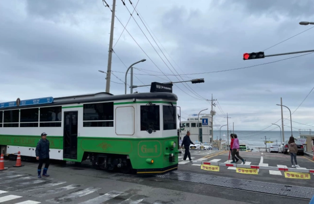 青沙浦海岸列車路線