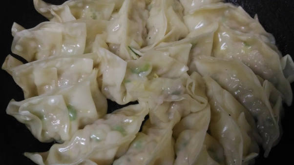 冰花煎餃生粉水