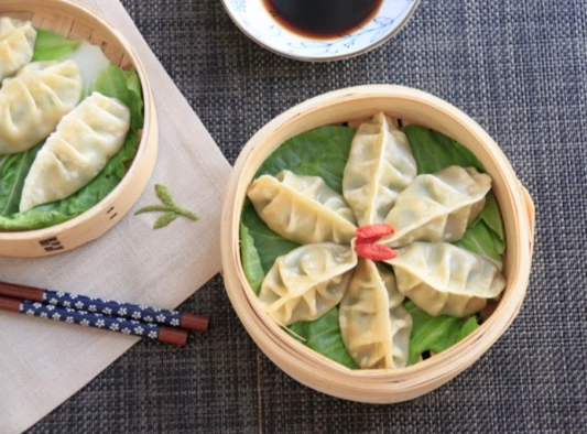 冷冻饺子蒸制技巧