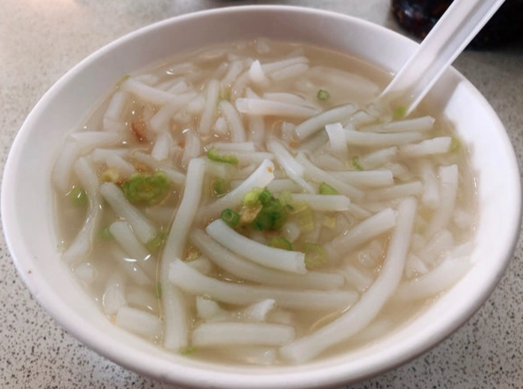 巷仔內米粉湯做法