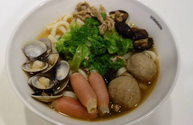 什錦烏龍麵料理
