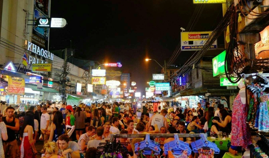 考山路夜市怎麼去