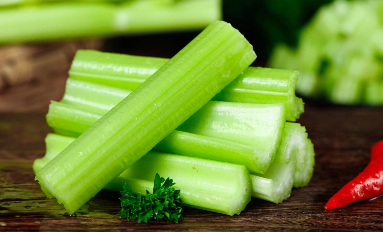 西洋芹吃太多副作用