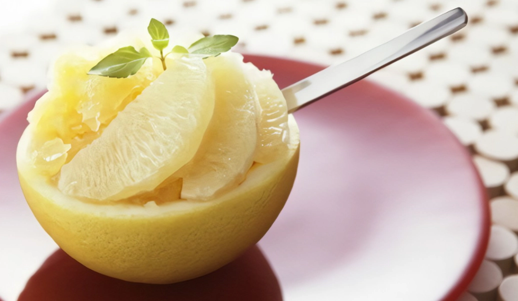 魚油與柚子互動