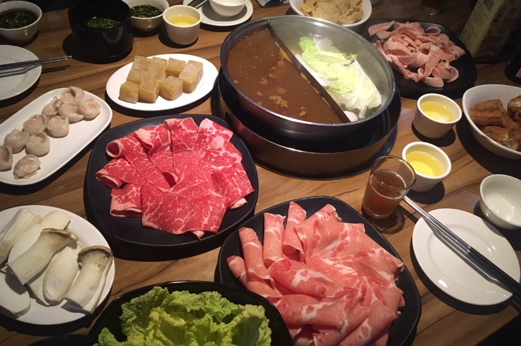 火鍋吃到飽台北車站