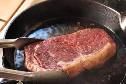 酪梨油煎牛排方法