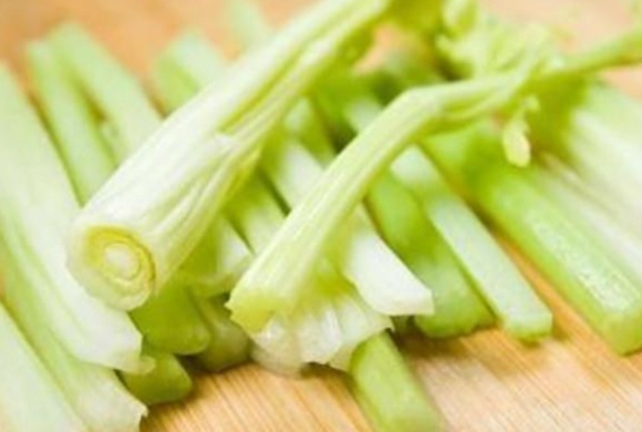 芹菜叶食谱