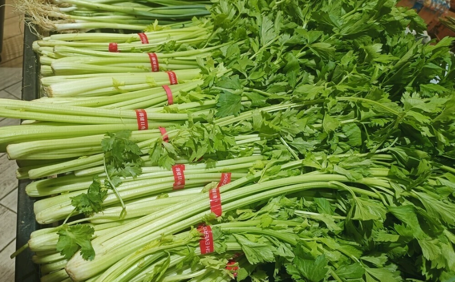芹菜葉保存技巧