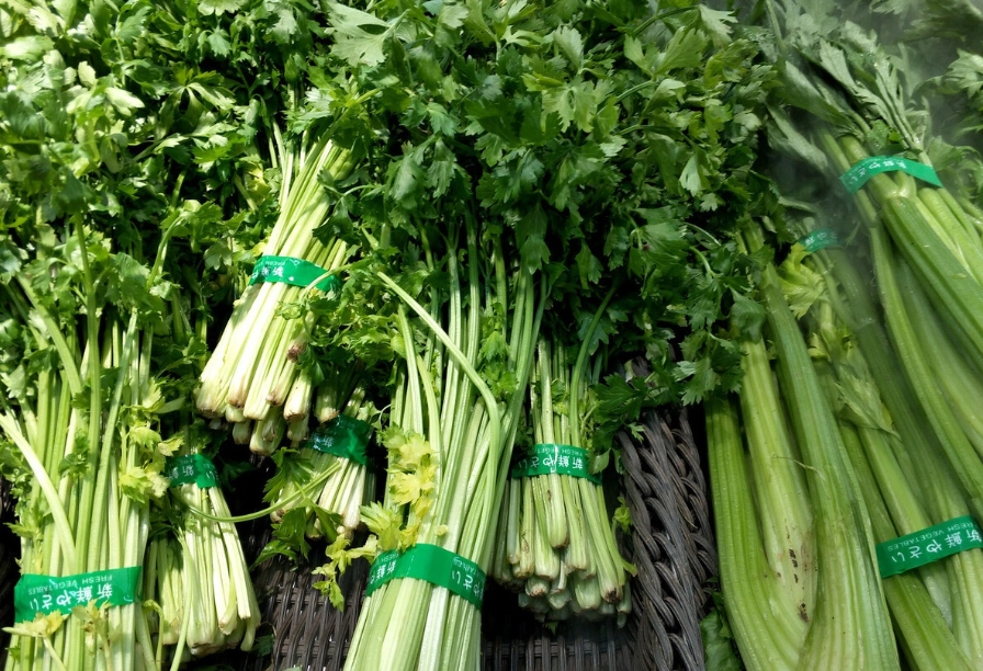 冷凍西洋芹方法