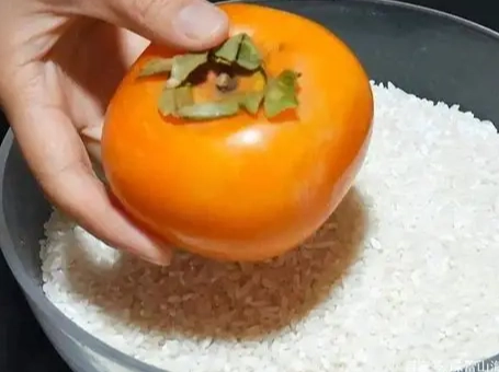 饭后吃柿子好处