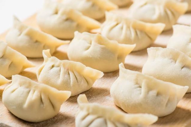 電鍋煮冷凍水餃