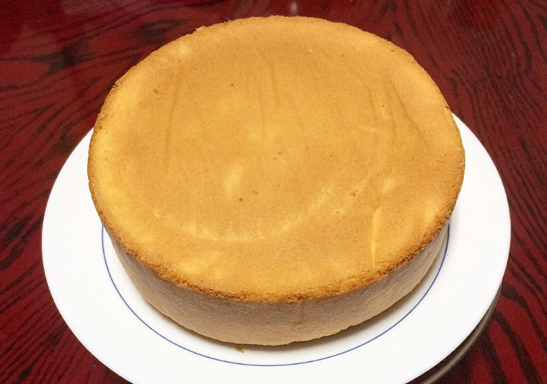 海綿蛋糕濕黏原因