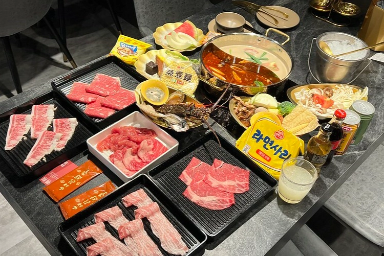 豪饌麻辣火鍋吃到飽