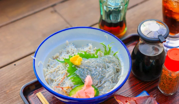 吻仔魚丼飯做法