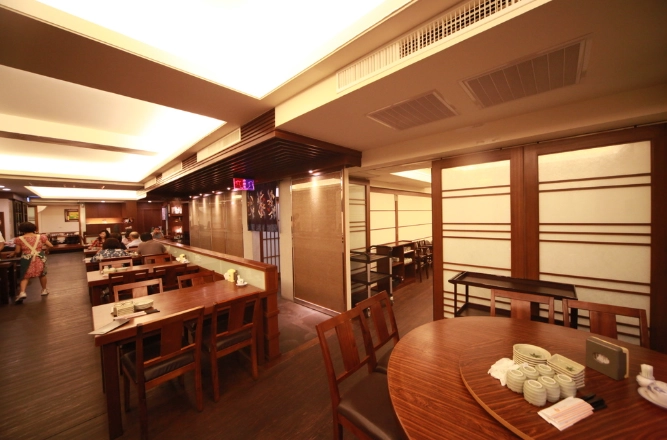 台南日式餐廳包廂