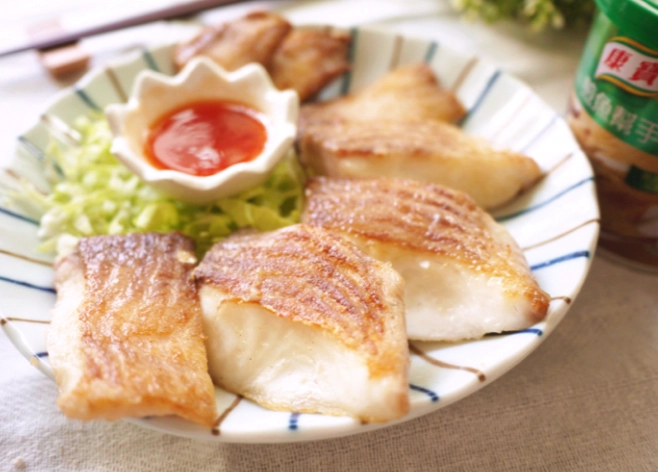 低筋麵粉煎魚技巧