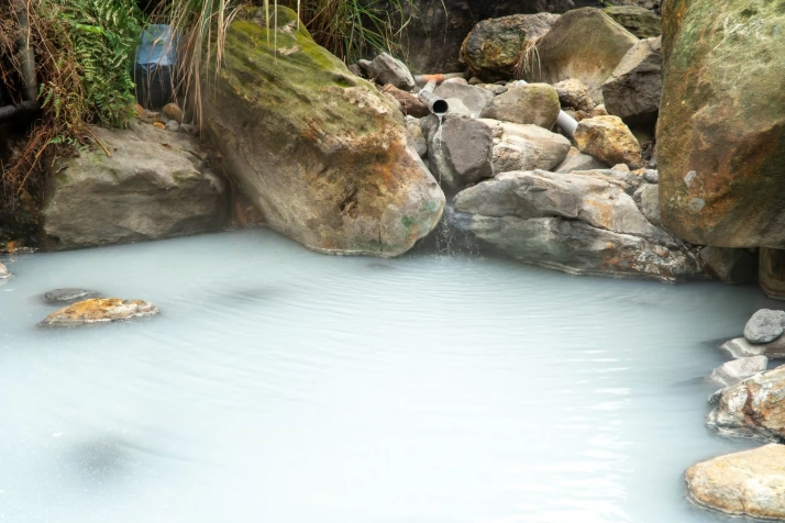 台灣硫磺溫泉