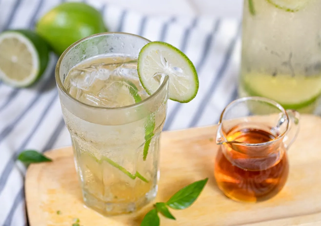 蜂蜜檸檬水 胃痛