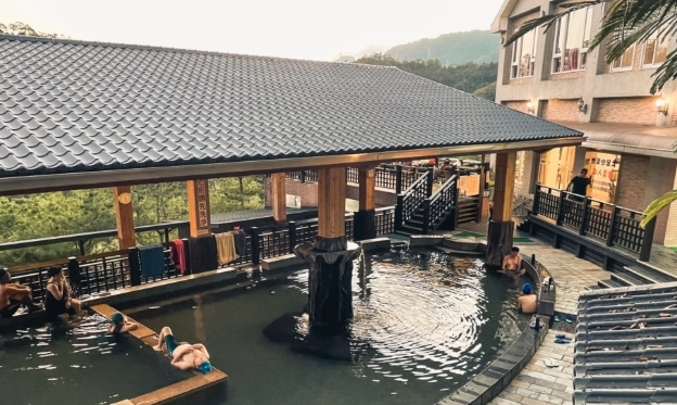 台北溫泉湯屋