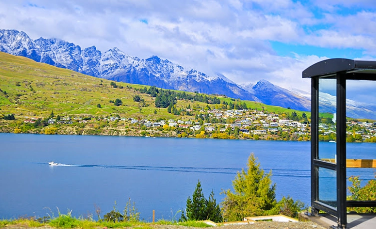 紐航直飛航班時刻