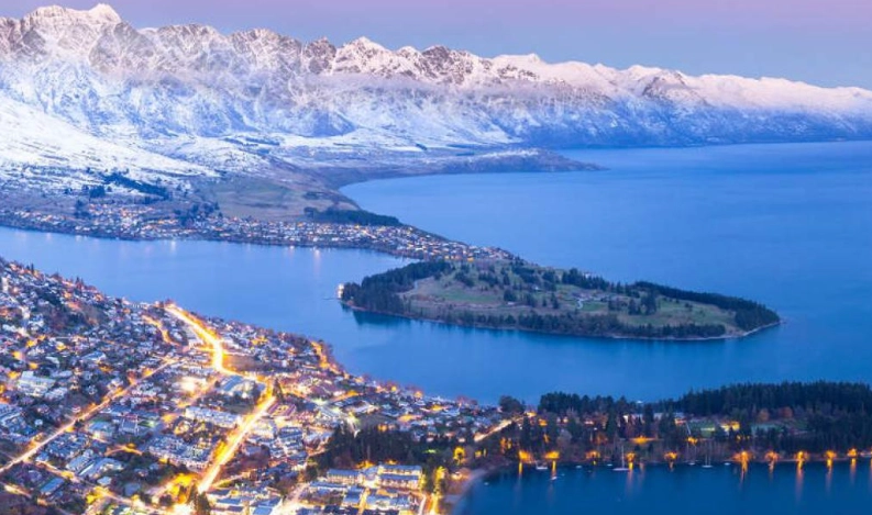 皇后鎮自助旅行