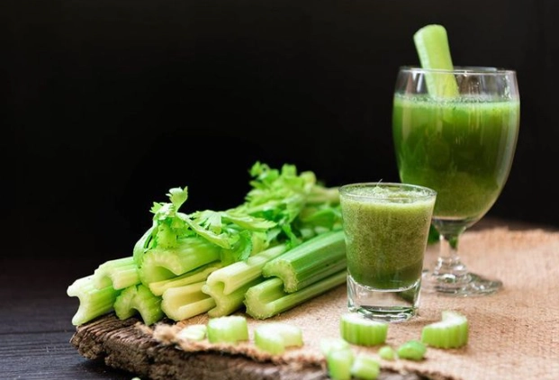 西芹汁功效