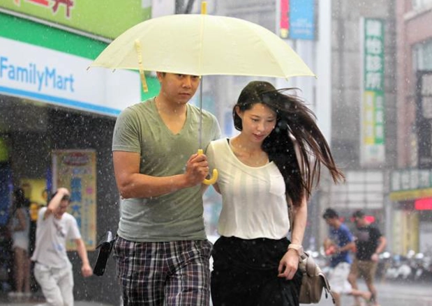 台北下雨景點