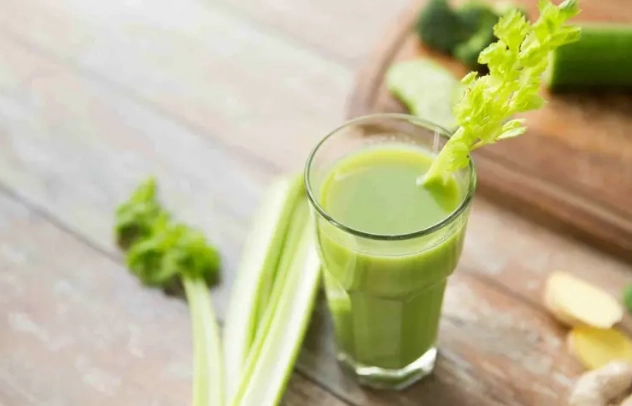 西芹汁功效