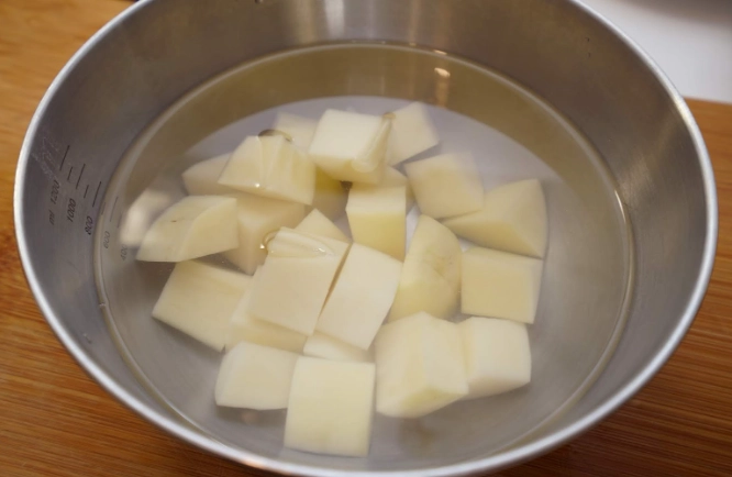 馬鈴薯泡水多久