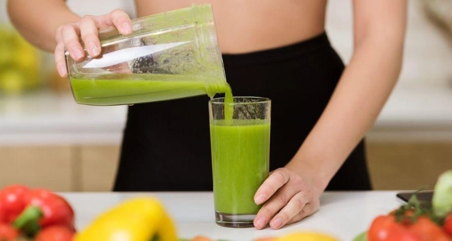 晚上喝西芹汁好處