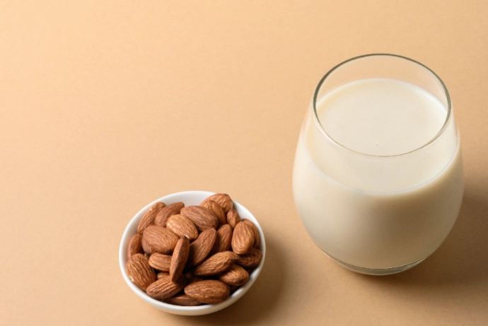 杏仁奶 燕麥奶