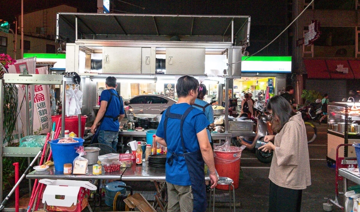 忠孝夜市美食推薦