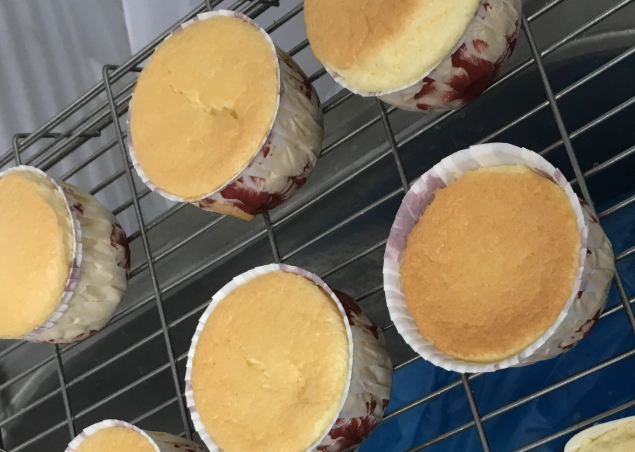 蛋糕不塌陷方法